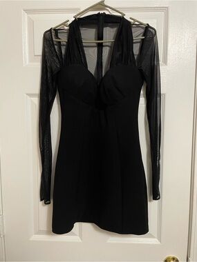 House of CB "Holly" Black Plunge Long Sleeve Crepe Mini Dress - Small
